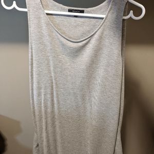 SOLD - RW sleeveless blouse